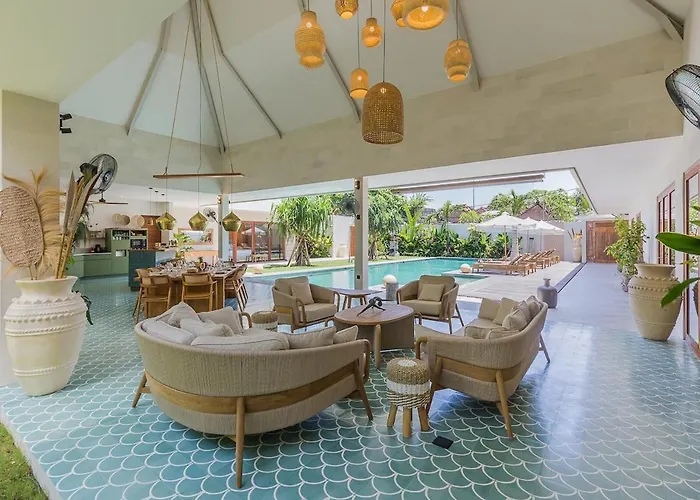 Villa Jinjah Soul Luxury 5Br Villa,18M Pool & Garden