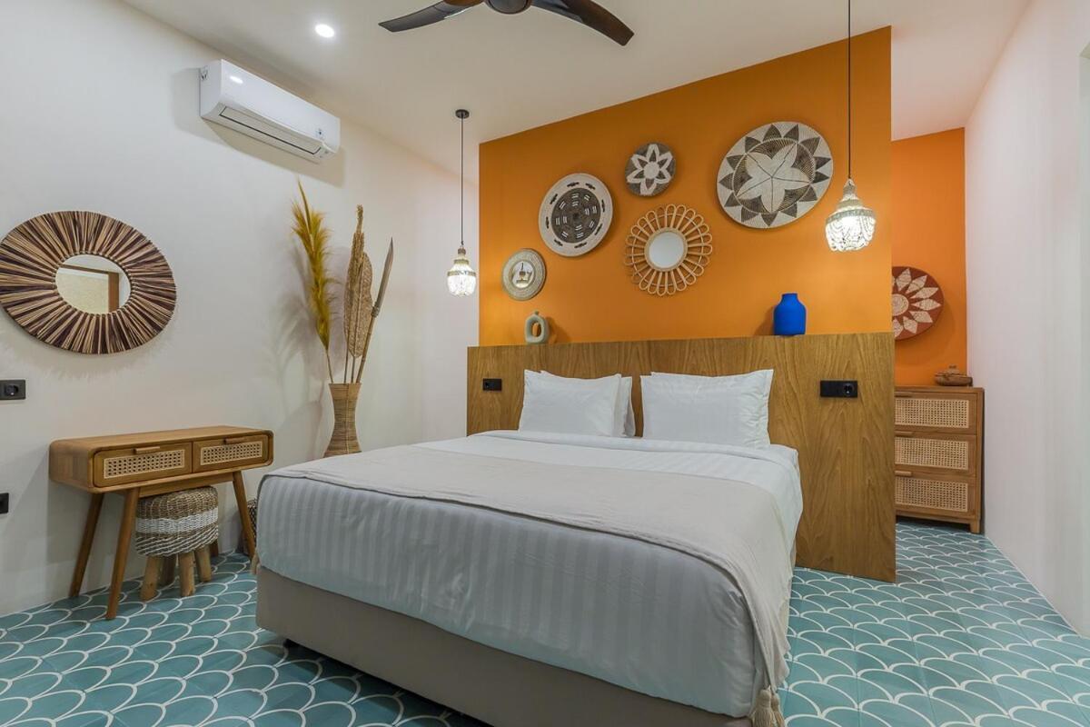 Villa Jinjah Soul Luxury 5br Villa,18m Pool & Garden
