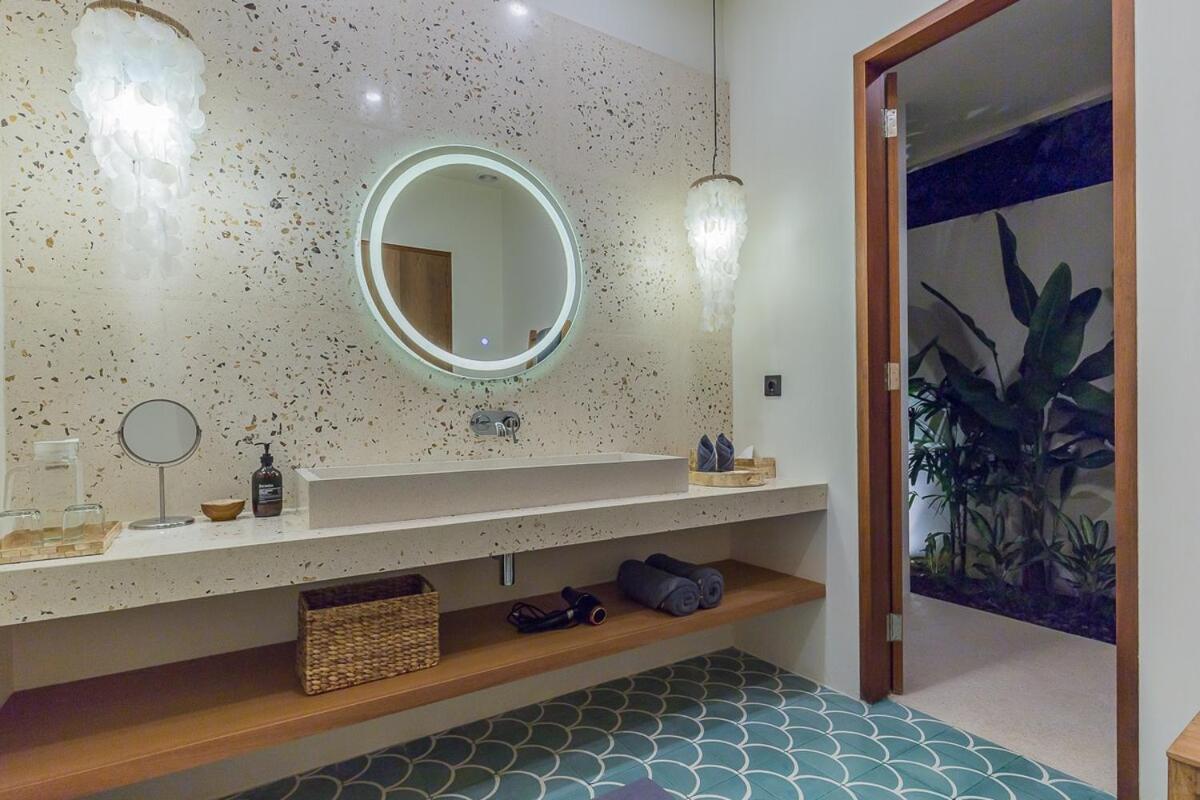Jinjah Soul Luxury 5br Villa,18m Pool & Garden Villa Seminyak (Bali)