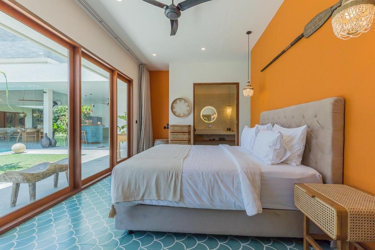 Villa Jinjah Soul Luxury 5br Villa,18m Pool & Garden *
