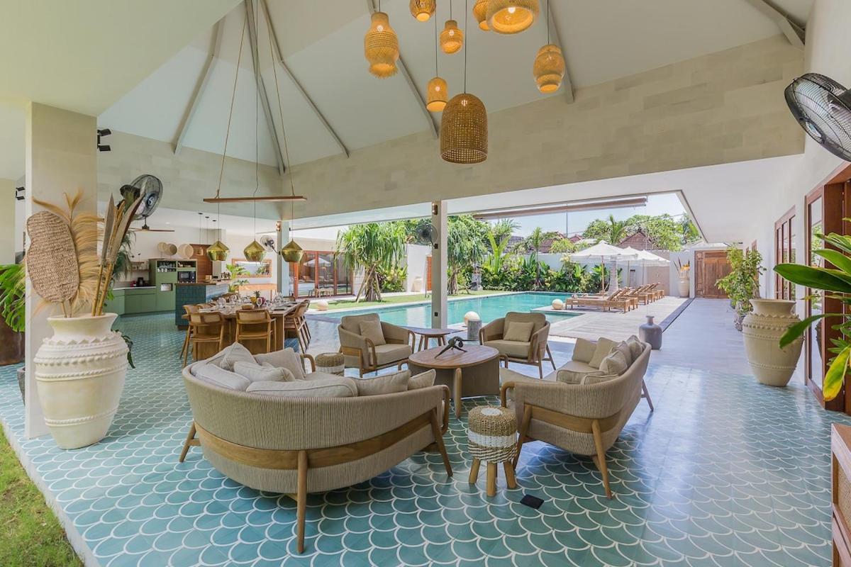 Jinjah Soul Luxury 5br Villa,18m Pool & Garden Villa